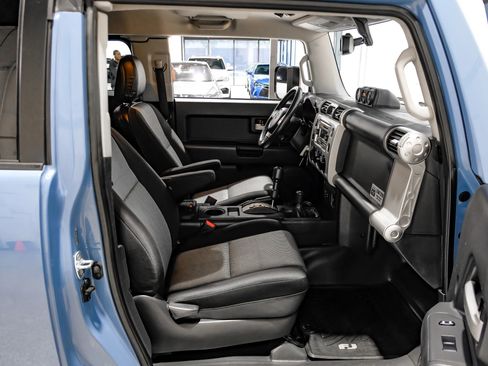 Used 2014 Toyota FJ Cruiser 4WD w/ Trail Teams Ultimate Edition image 34