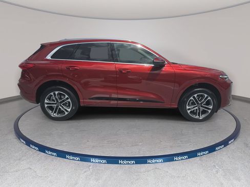 Used 2025 Audi Q5 Premium w/ Convenience Package AWD/4WD image 5