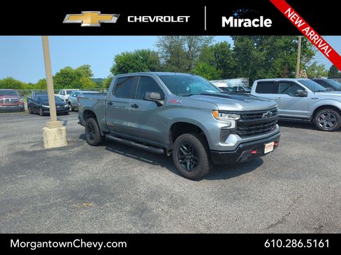 Used 2023 Chevrolet Silverado 1500 LT Trail Boss AWD/4WD image 1