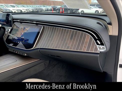 Used 2025 Mercedes-Benz E 450 4MATIC Sedan image 19