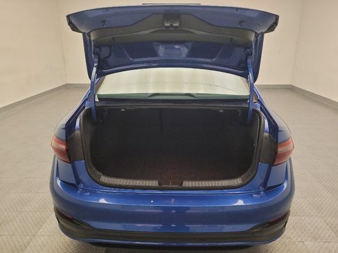 Used 2024 Volkswagen Jetta SE FWD image 29