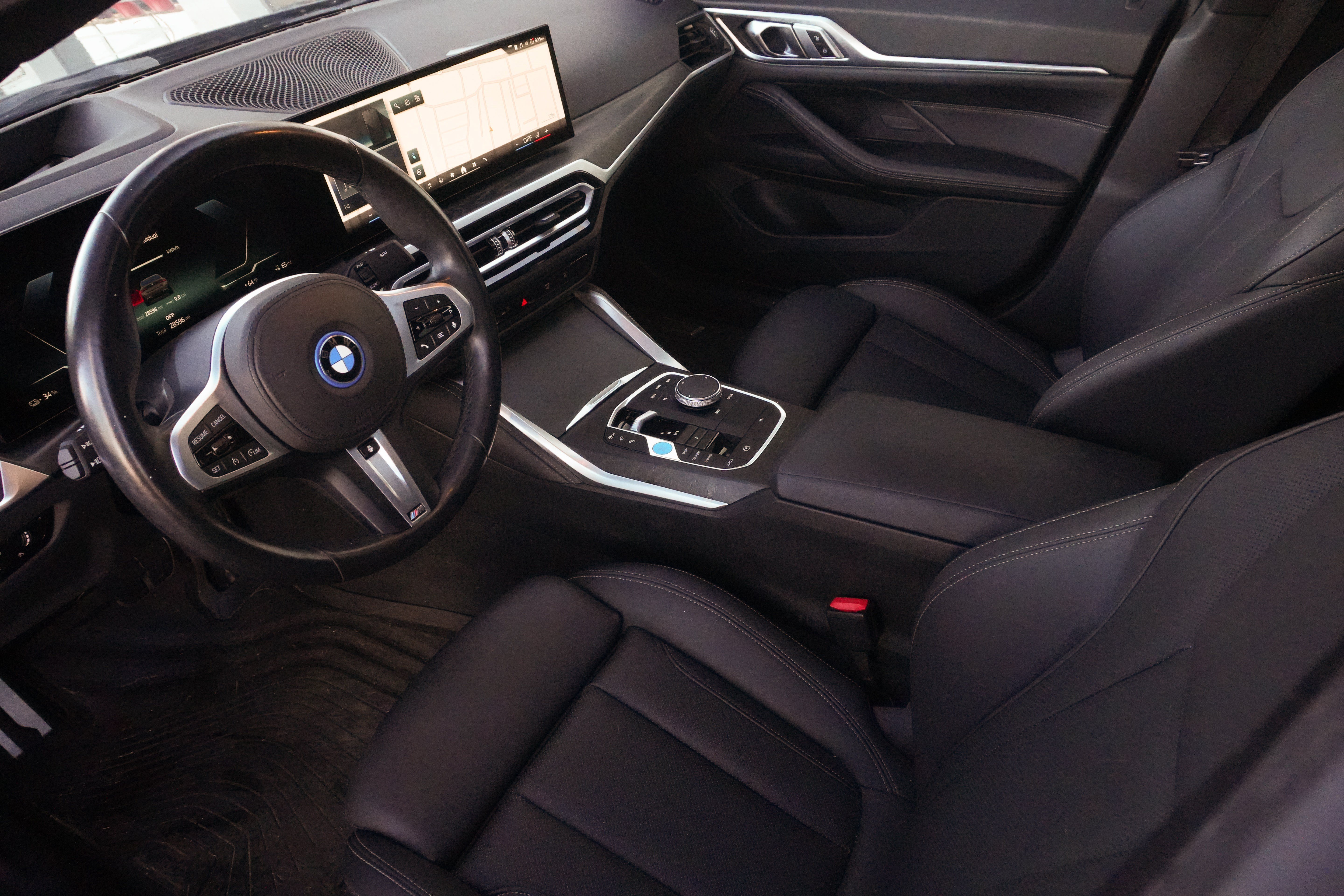 Certified 2024 BMW i4 eDrive35 w/ M Sport Package RWD image 9