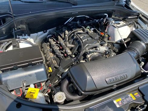 Used 2025 Dodge Durango R/T AWD/4WD image 22