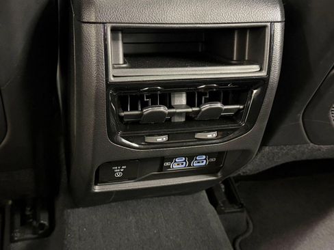 Used 2023 Jeep Grand Cherokee Laredo w/ Luxury Tech Group I AWD/4WD image 25