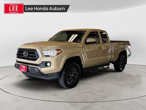 Used 2020 Toyota Tacoma 4x4 Access Cab image 1