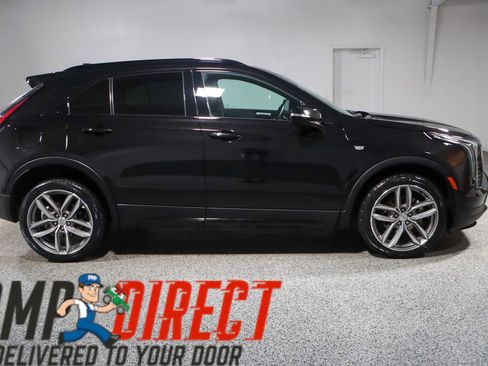 Used 2022 Cadillac XT4 Sport image 6