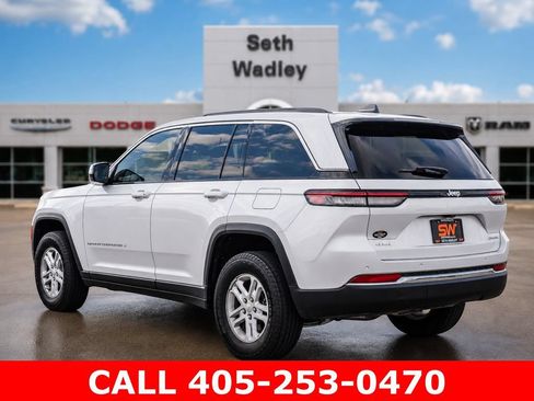 Used 2025 Jeep Grand Cherokee Laredo w/ Luxury Tech Group I AWD/4WD image 48