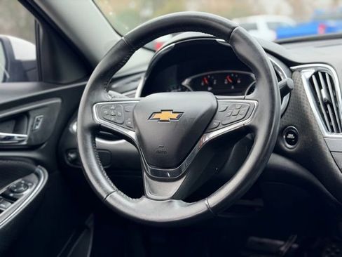 Used 2016 Chevrolet Malibu LT w/ Driver Confidence Package image 22