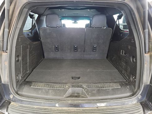 Used 2023 Chevrolet Suburban Premier AWD/4WD image 16