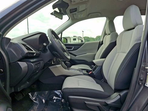 Used 2022 Subaru Forester AWD/4WD image 11
