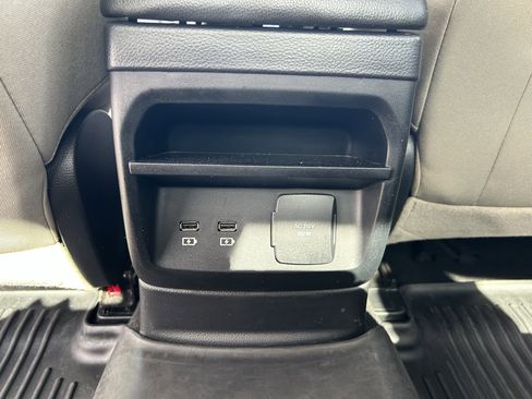 Used 2019 Ford Ranger XLT w/ Equipment Group 301A Mid image 10