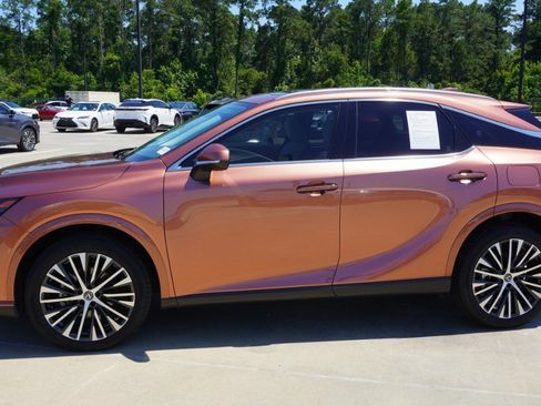 Certified 2023 Lexus RX 350 Premium Plus w/ Cold Area Package FWD image 5