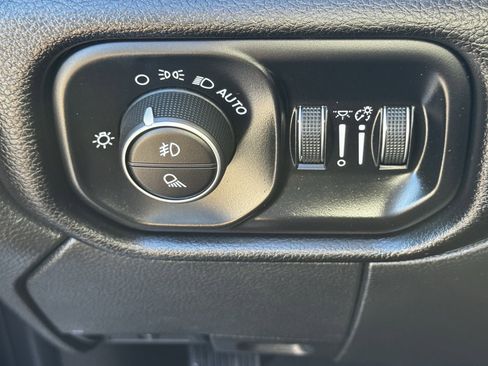 Used 2024 RAM 2500 Laramie w/ Safety Group image 27