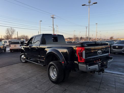 Used 2019 Ford F350 Lariat w/ Lariat Ultimate Package image 4