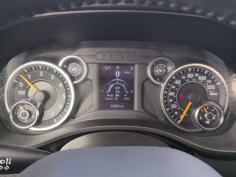 Used 2022 RAM 1500 Big Horn AWD/4WD image 25