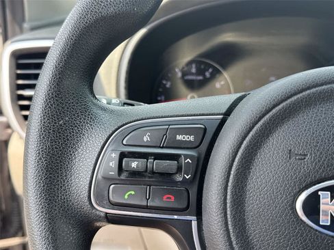 Used 2018 Kia Sportage LX w/ LX Popular Package AWD/4WD image 17