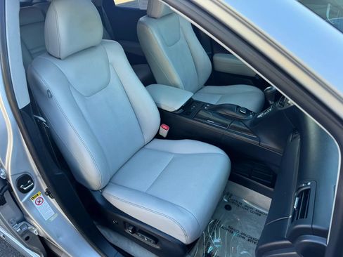 Used 2013 Lexus RX 450h AWD w/ Navigation Pkg image 26