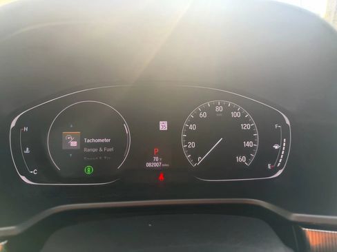 Used 2018 Honda Accord Sport image 10