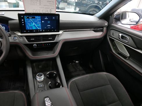 Used 2026 Ford Explorer ST w/ Sun And Sound Package AWD/4WD image 10