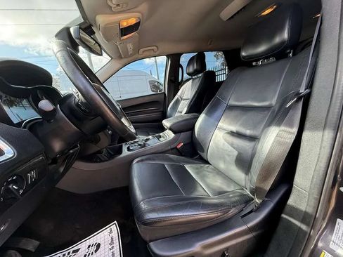 Used 2017 Ford Explorer XLT FWD image 10