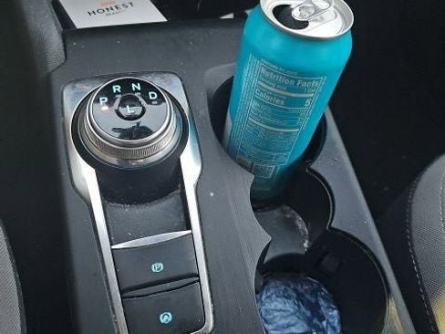 Used 2020 Ford Escape SE image 17