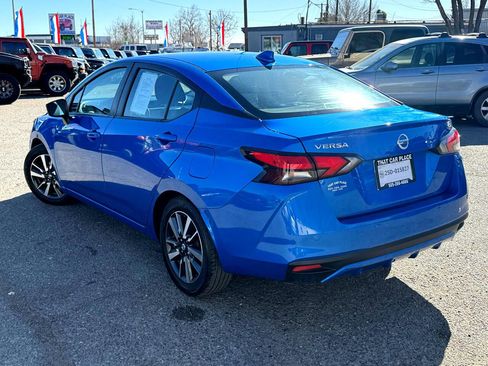 Used 2021 Nissan Versa SV image 6