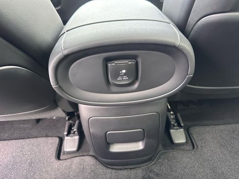 Certified 2026 Hyundai Palisade Limited image 28