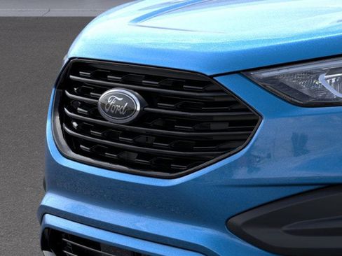 New 2024 Ford Edge SE w/ Black Appearance Package image 17