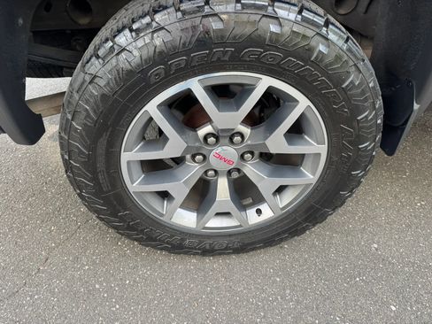 Used 2017 GMC Sierra 1500 SLT image 12