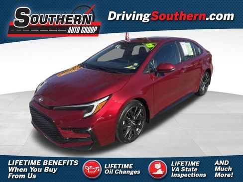 Used 2023 Toyota Corolla SE image 1