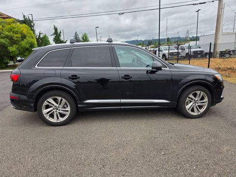 Used 2021 Audi Q7 3.0T Premium Plus AWD/4WD image 5