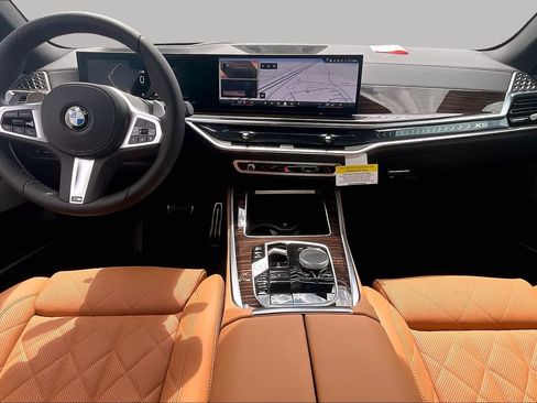 Used 2026 BMW X5 xDrive40i w/ M Sport Package AWD/4WD image 5