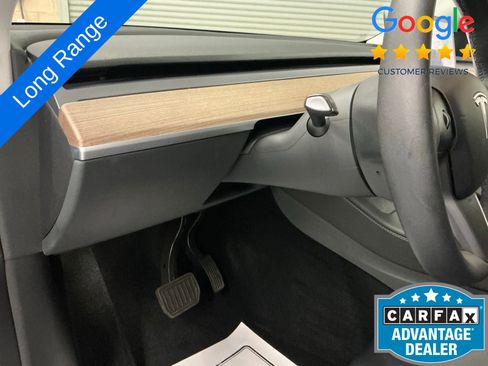 Used 2022 Tesla Model Y Long Range image 18