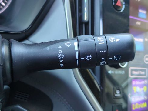 Used 2021 Subaru Outback Premium image 25