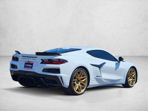 Used 2023 Chevrolet Corvette Z06 w/ Engine Appearance Package RWD image 5