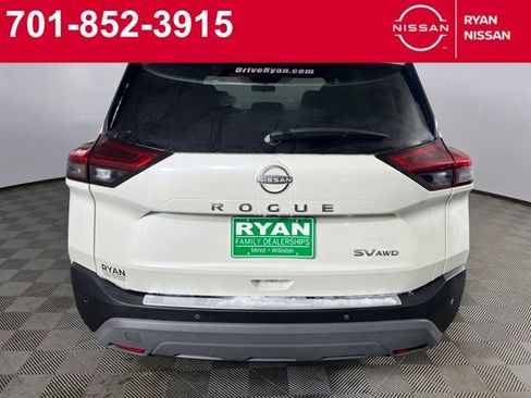 Certified 2023 Nissan Rogue SV image 5