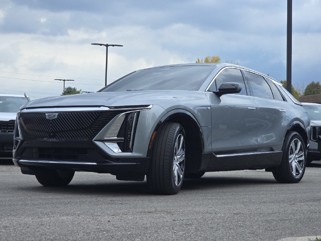 Used 2024 Cadillac Lyriq Tech w/ Driver Assist Package AWD/4WD image 12