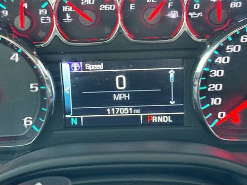 Used 2020 Chevrolet Tahoe LT w/ Luxury Package image 12