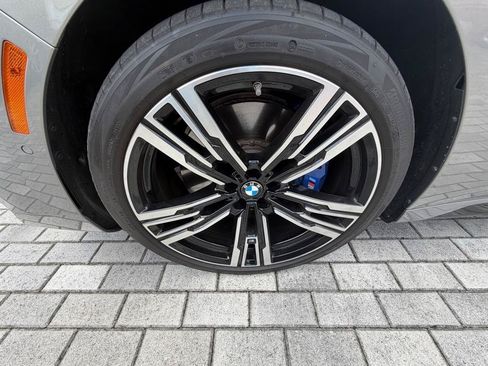 Used 2024 BMW 740i RWD image 46