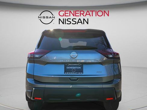 Certified 2025 Nissan Rogue S image 6