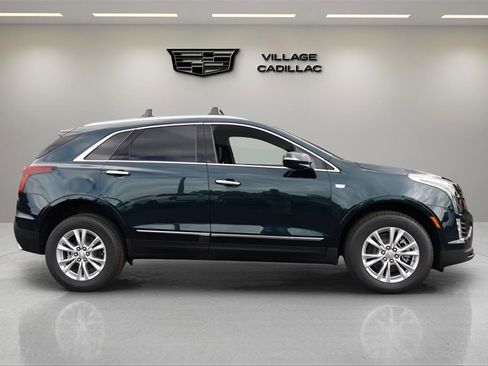 New 2026 Cadillac XT5 Luxury image 6