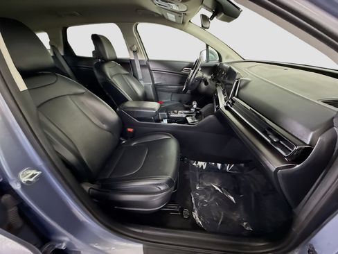 Used 2023 Kia Sportage EX FWD image 29