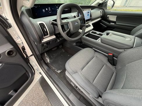 New 2027 Ford Expedition Max Active AWD/4WD image 17