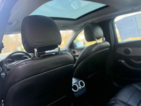 Used 2015 Mercedes-Benz C 300 4MATIC Sedan image 33