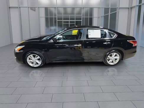 Used 2015 Nissan Altima 2.5 SV FWD image 5