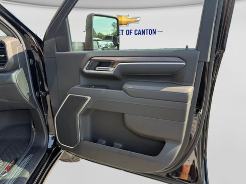 New 2026 Chevrolet Silverado 3500 LT w/ Trail Boss Package AWD/4WD image 14