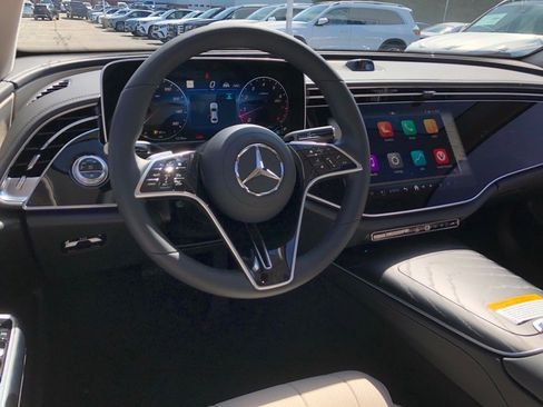 New 2026 Mercedes-Benz E 350 4MATIC Sedan image 16