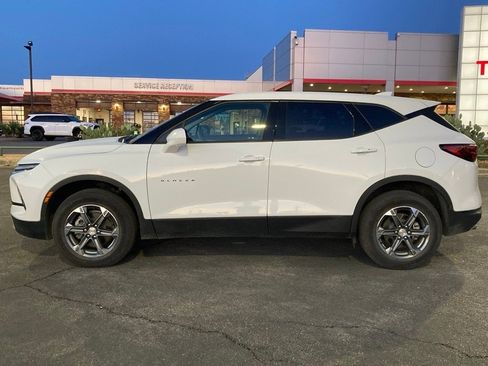 Used 2025 Chevrolet Blazer LT image 8