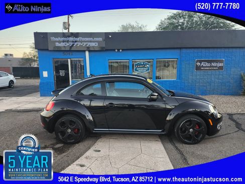 Used 2013 Volkswagen Beetle 2.0T image 7