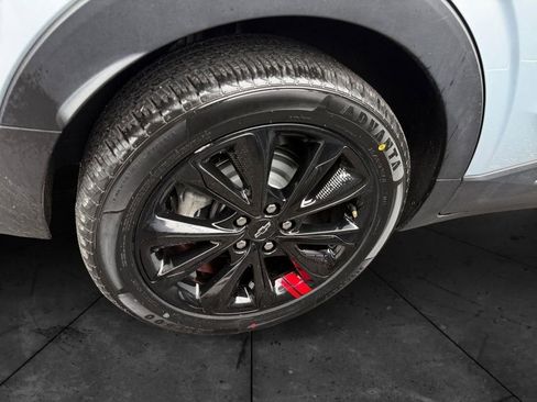 Used 2023 Chevrolet Bolt EUV Premier w/ Sun & Sound Package image 36